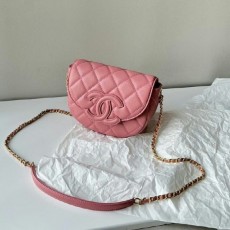 샤* NEW 23 미니 메신저백 그레인드 카프스킨 골드 메탈 라이트 핑크 Mini Messenger Bag Grained Calfskin
